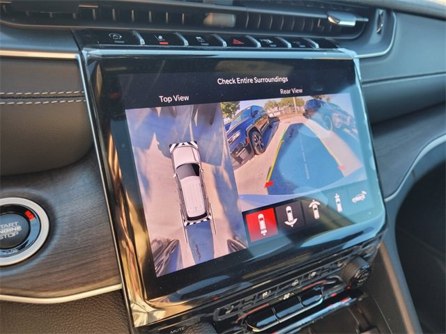 New 2025 Jeep Grand Cherokee Limited image 34