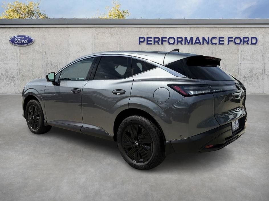 Used 2025 Nissan Murano SV image 11