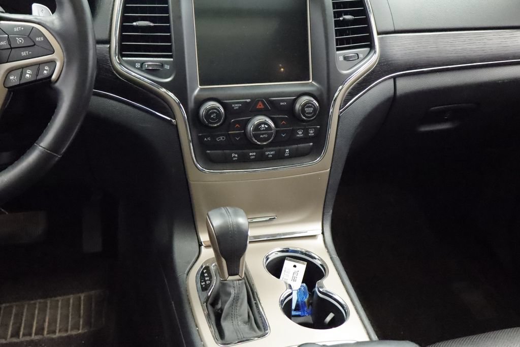 Used 2016 Jeep Grand Cherokee Summit w/ Platinum Series Group AWD/4WD image 16