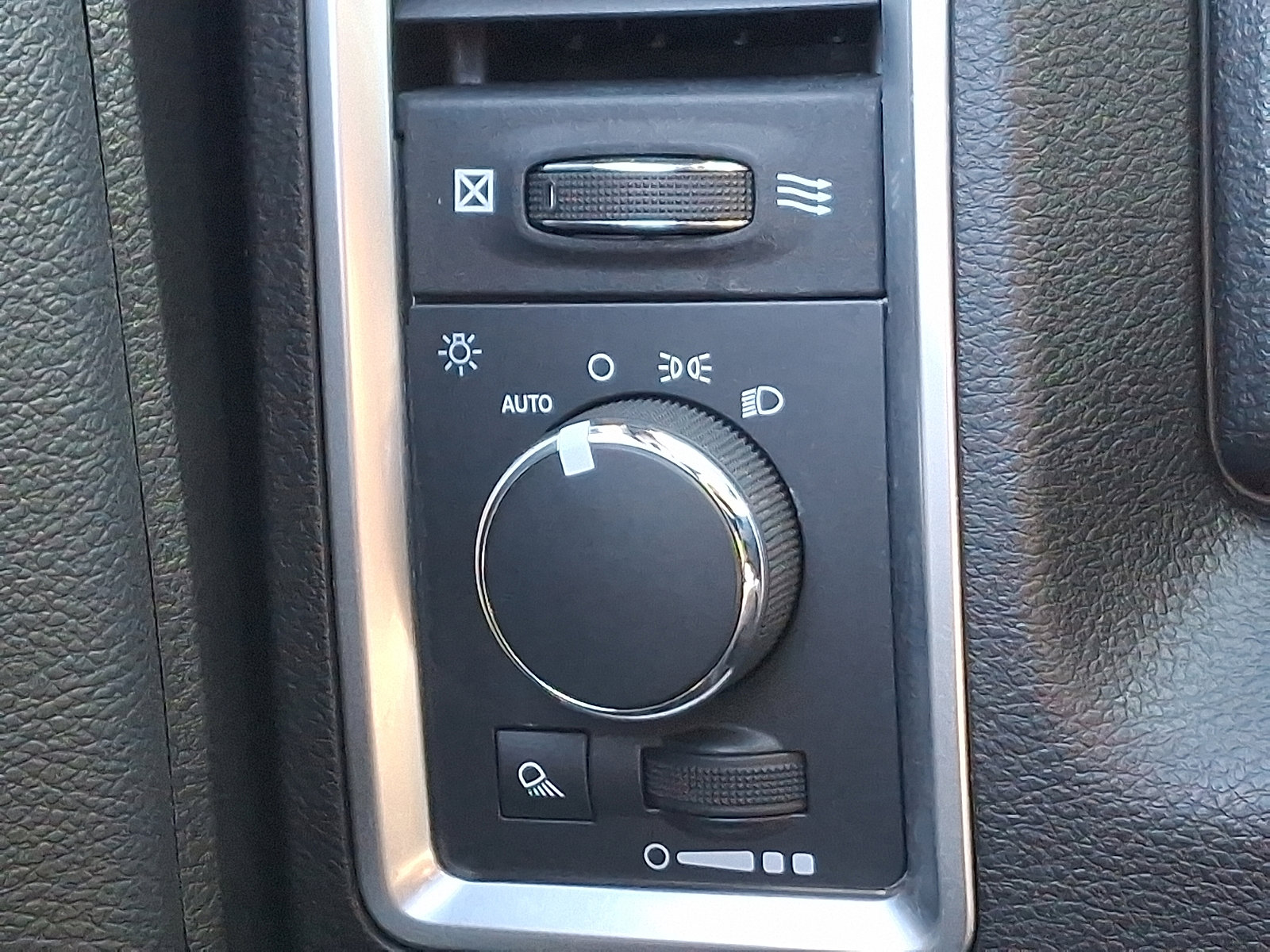 Certified 2022 RAM 1500 Classic Warlock w/ Electronics Group image 22