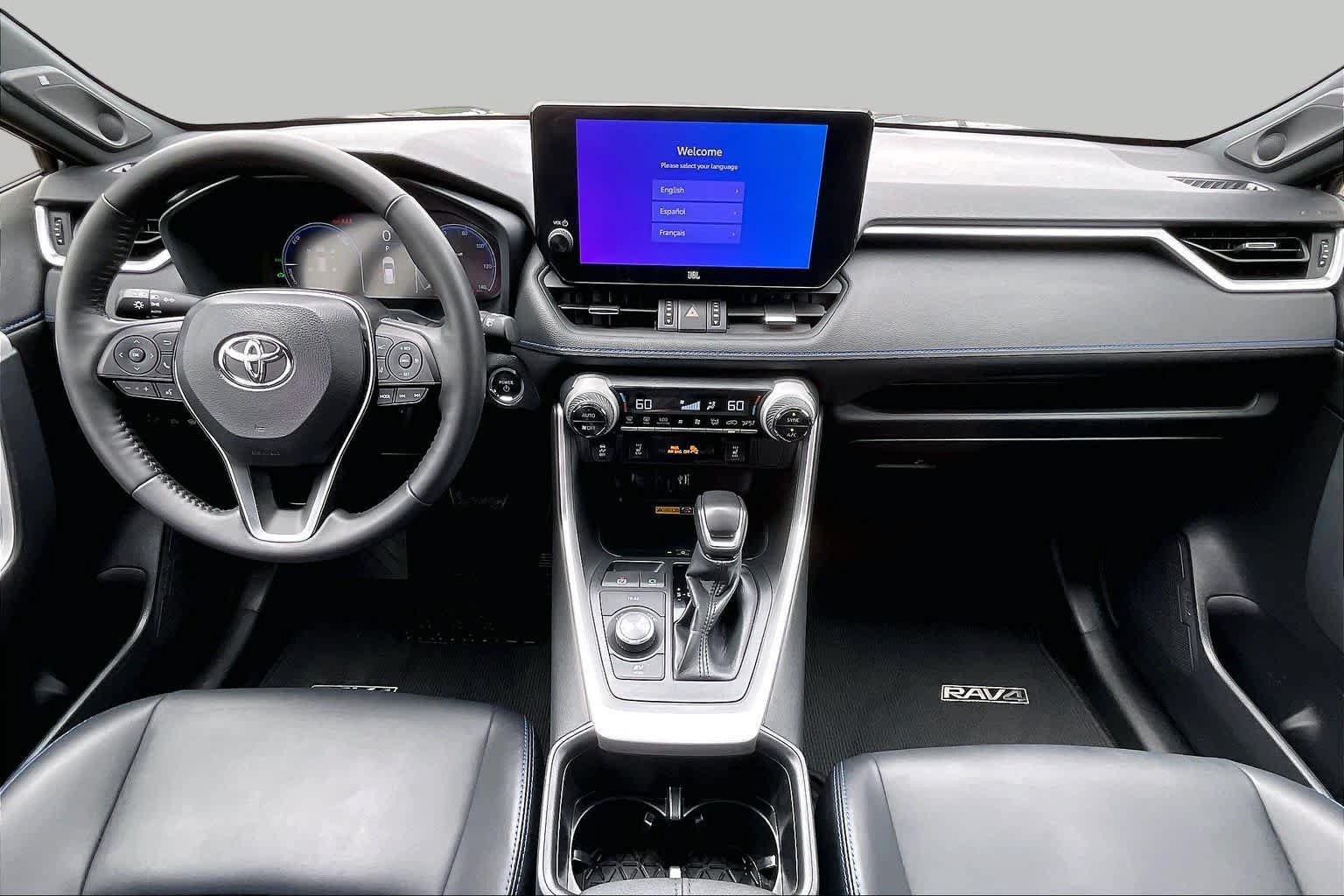 Used 2025 Toyota RAV4 XSE AWD/4WD image 16