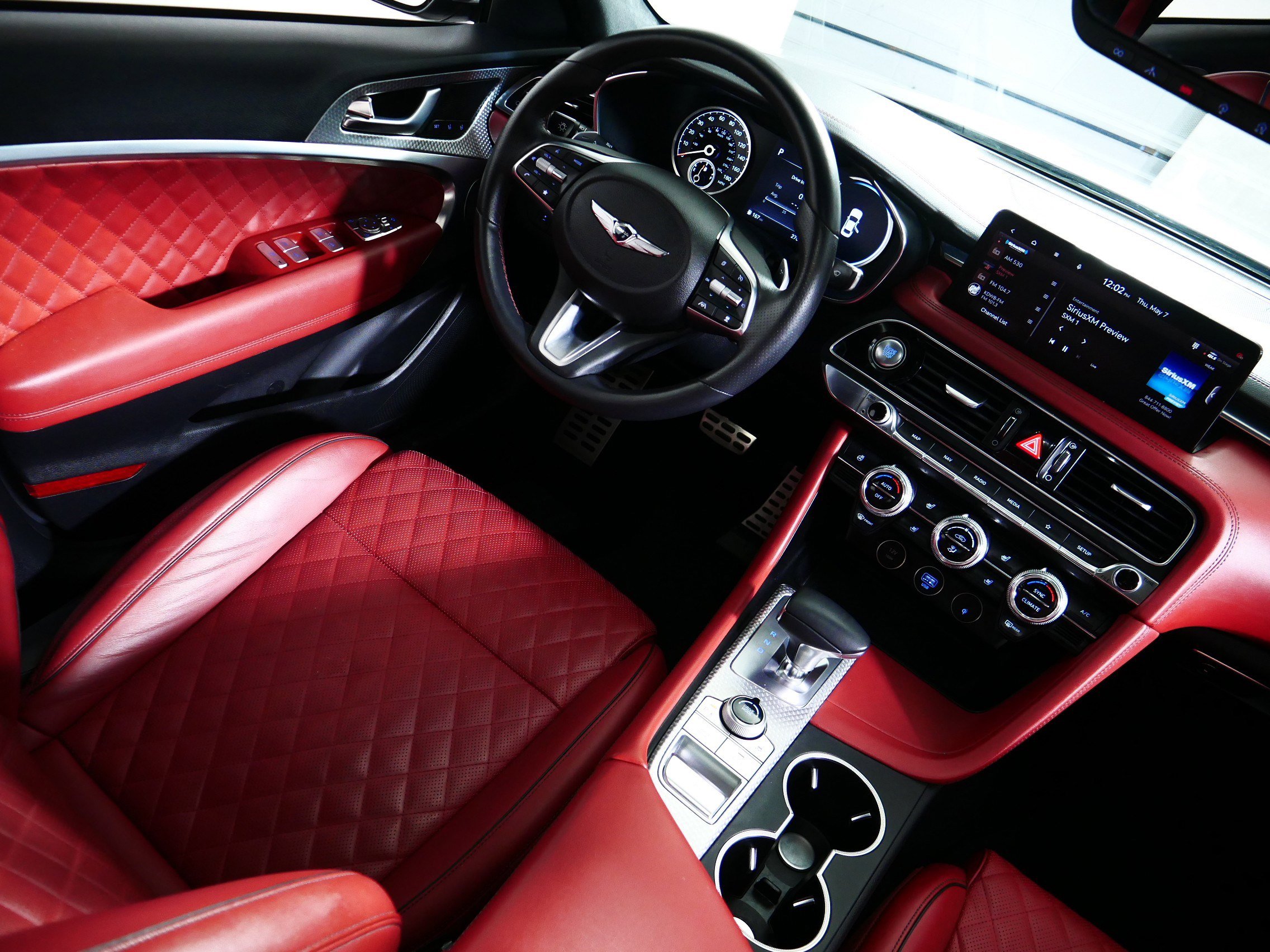 Used 2023 Genesis G70 2.0T w/ Sport Prestige Package AWD/4WD image 9