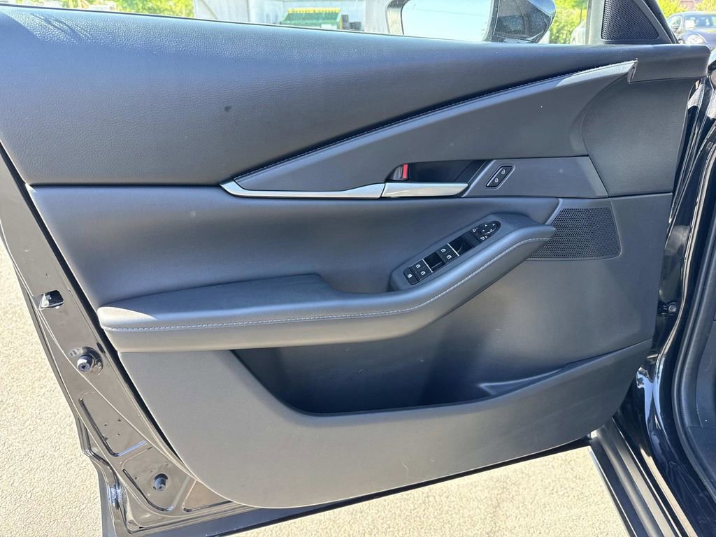Used 2022 MAZDA CX-30 AWD 2.5 S w/ Select Package image 9