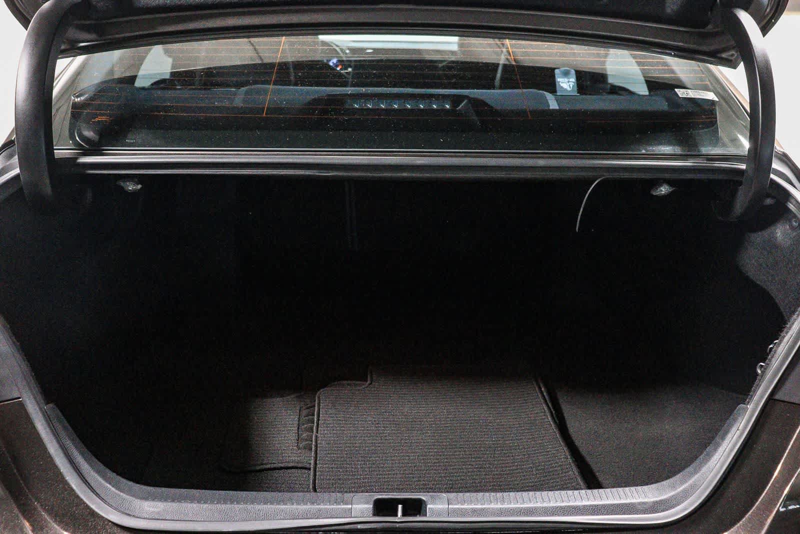 Certified 2018 Toyota Camry XLE w/ Audio Package FWD image 27