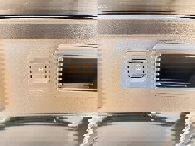 Used 2025 MAZDA CX-50 AWD 2.5 S w/ Select Package image 12