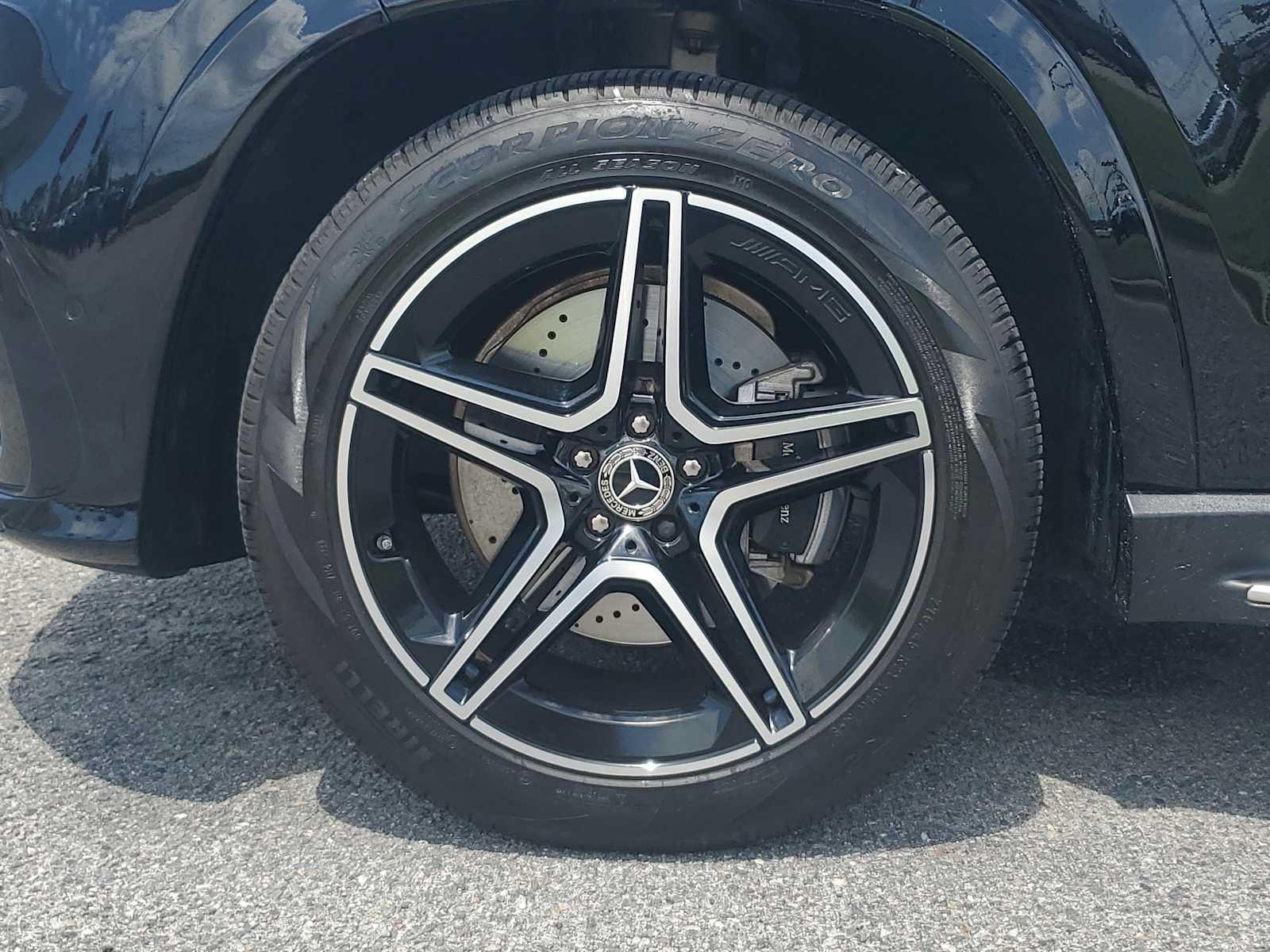 Used 2024 Mercedes-Benz GLS 450 4MATIC image 10
