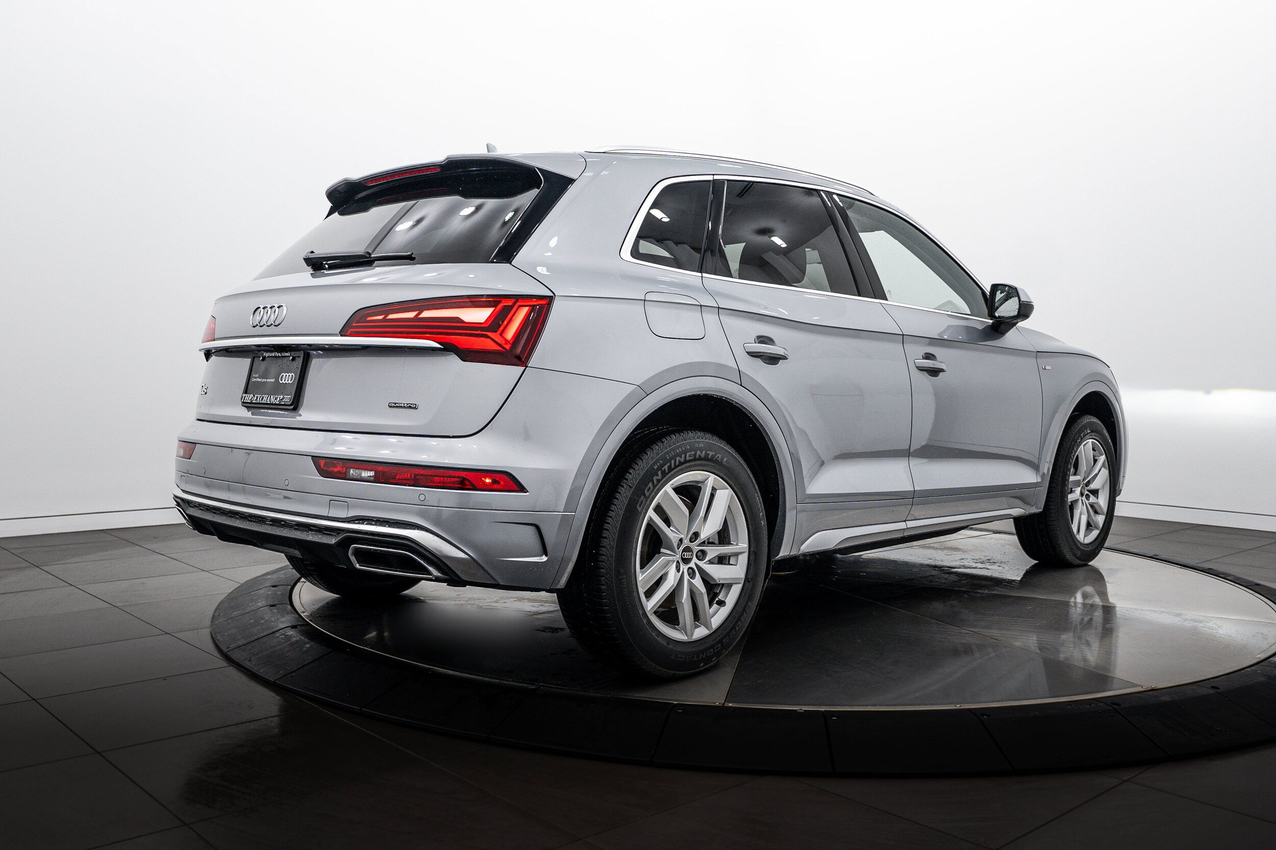 Certified 2023 Audi Q5 2.0T Premium w/ Convenience Package AWD/4WD image 4