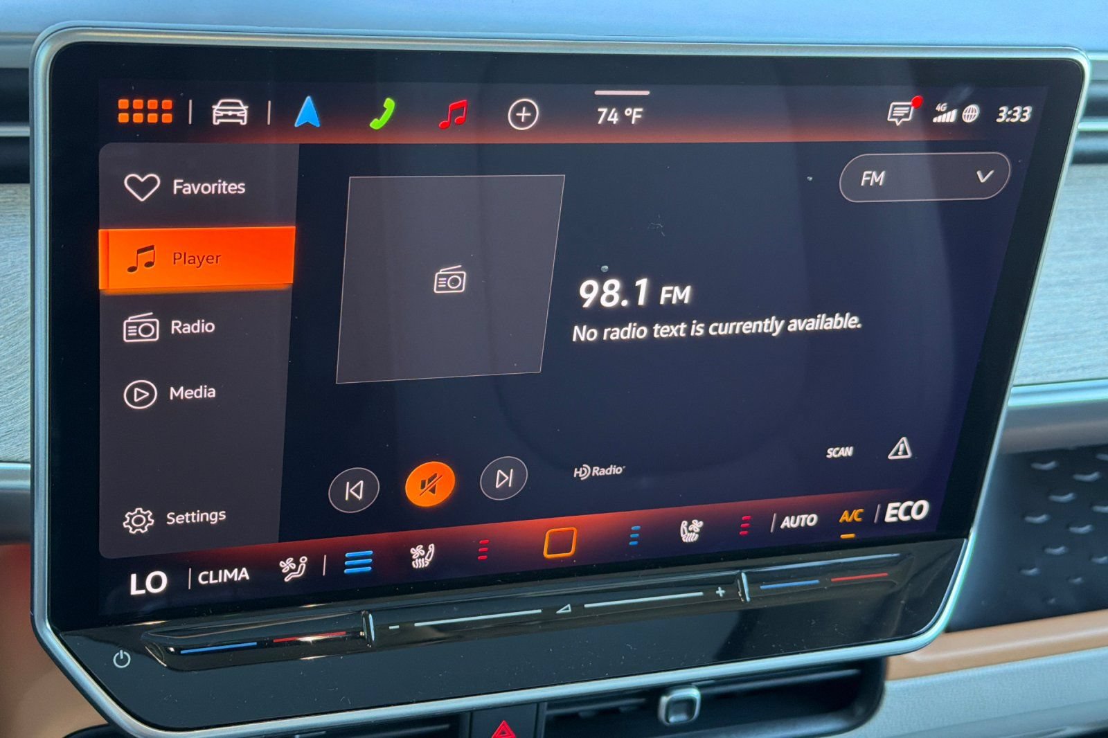 New 2025 Volkswagen ID. Buzz 1st Edition AWD/4WD image 17