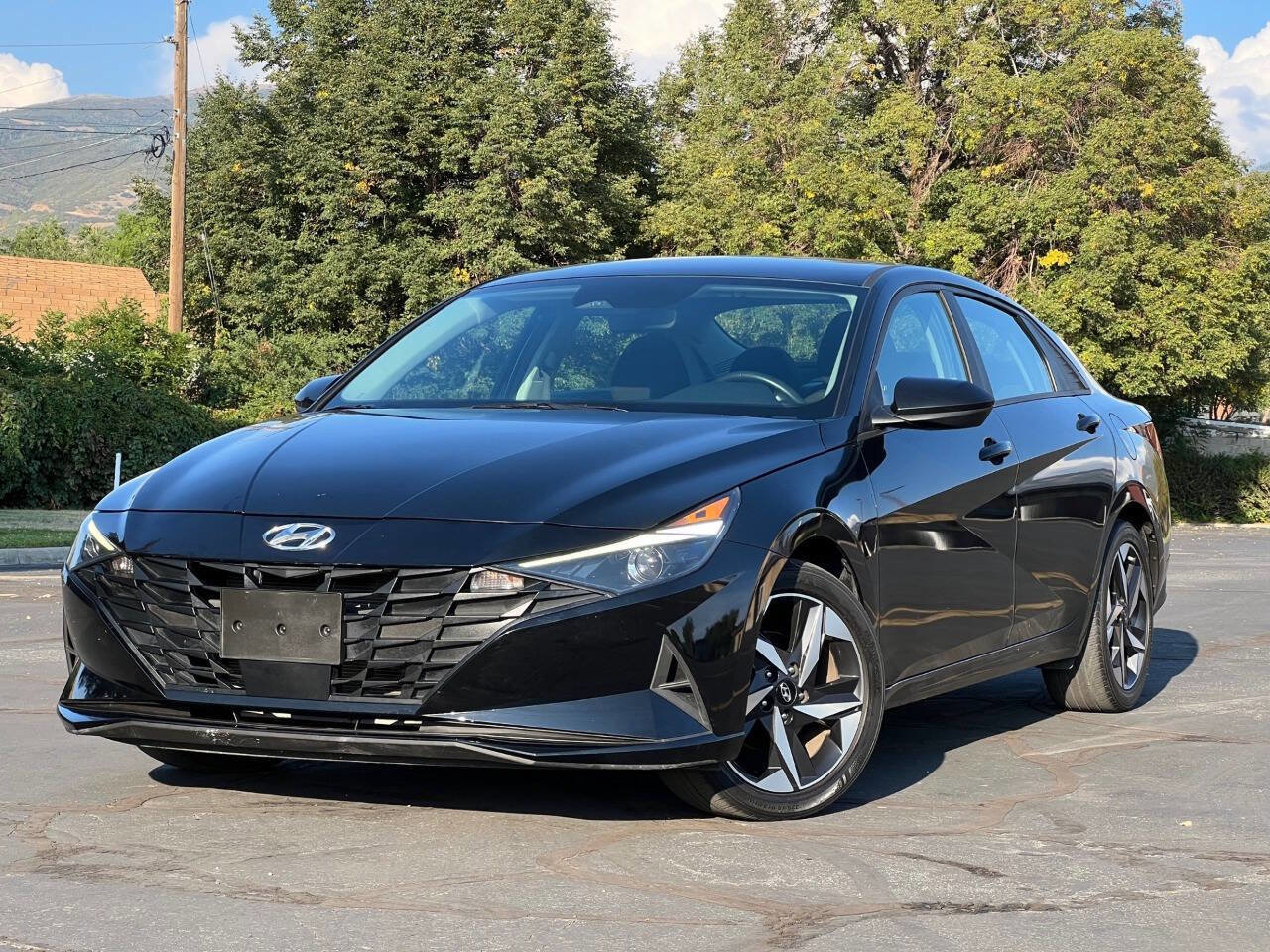 Used 2023 Hyundai Elantra SEL w/ Convenience Package