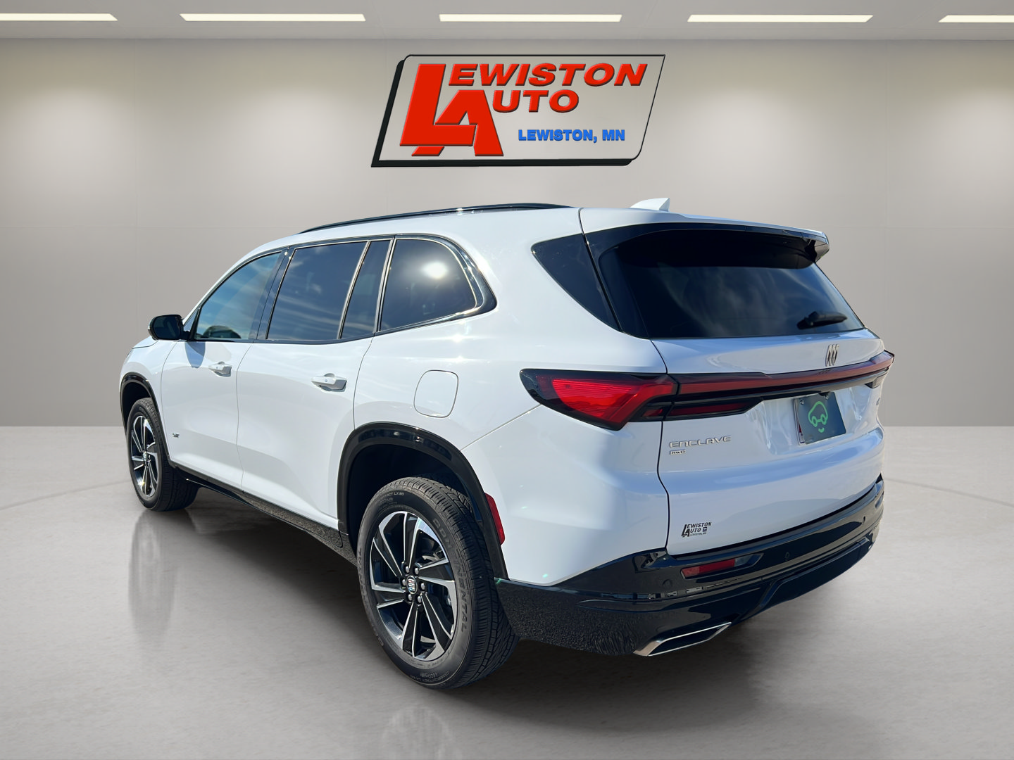 Certified 2026 Buick Enclave Sport Touring AWD/4WD image 11