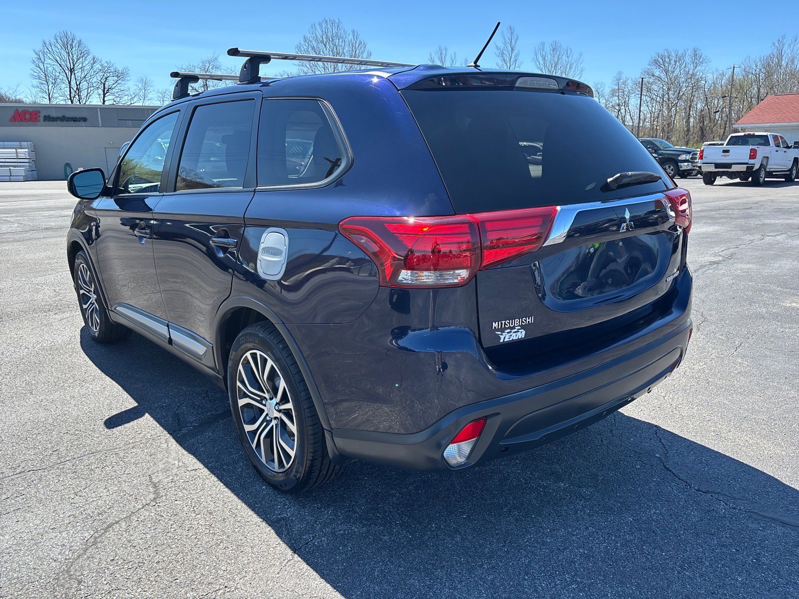 Used 2016 Mitsubishi Outlander SE AWD/4WD image 5