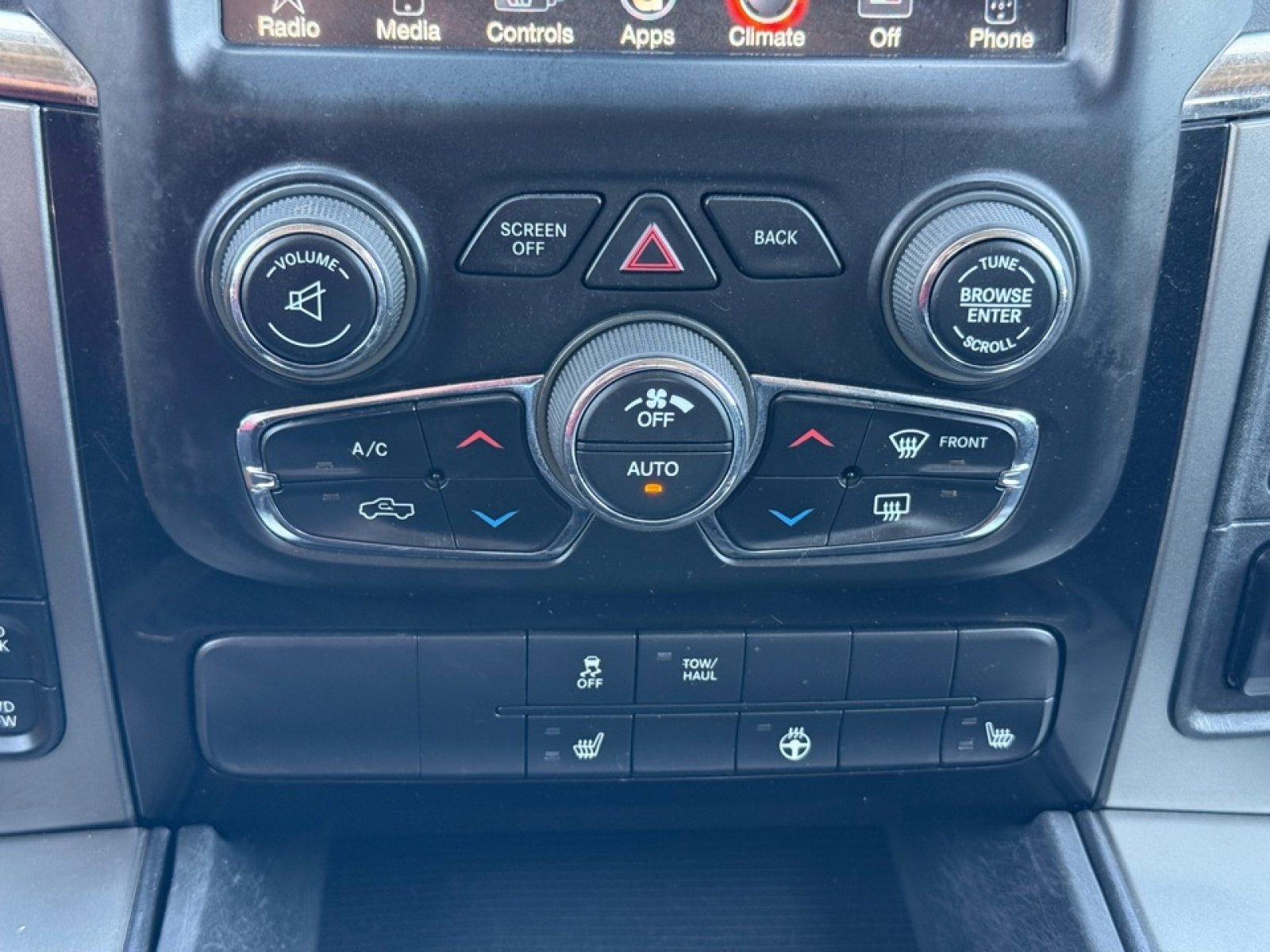 Used 2017 RAM 1500 Sport AWD/4WD image 16