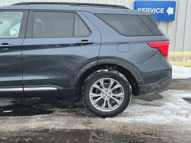 Used 2023 Ford Explorer XLT w/ Equipment Group 202A image 16