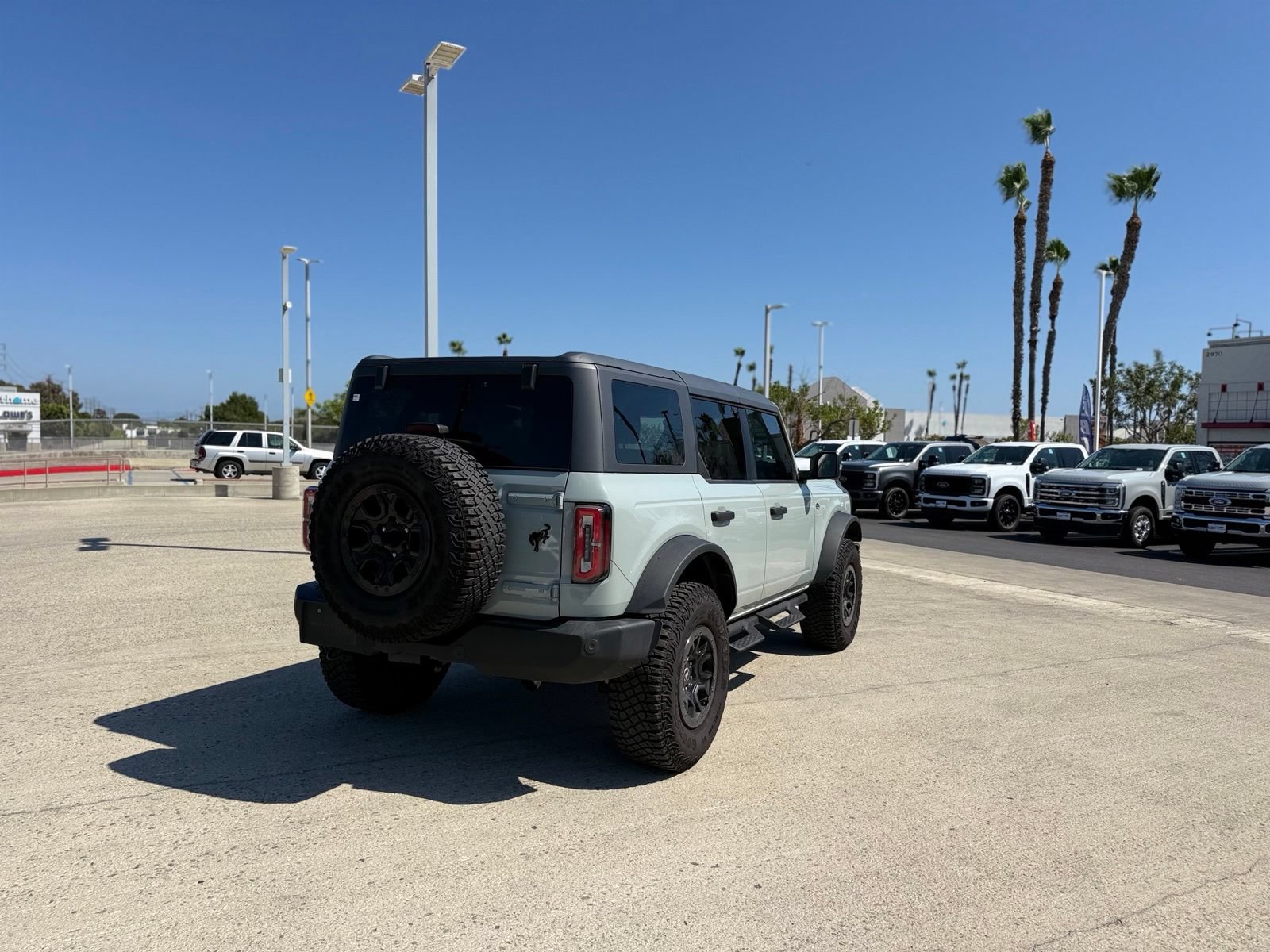 Used 2024 Ford Bronco Wildtrak AWD/4WD image 3