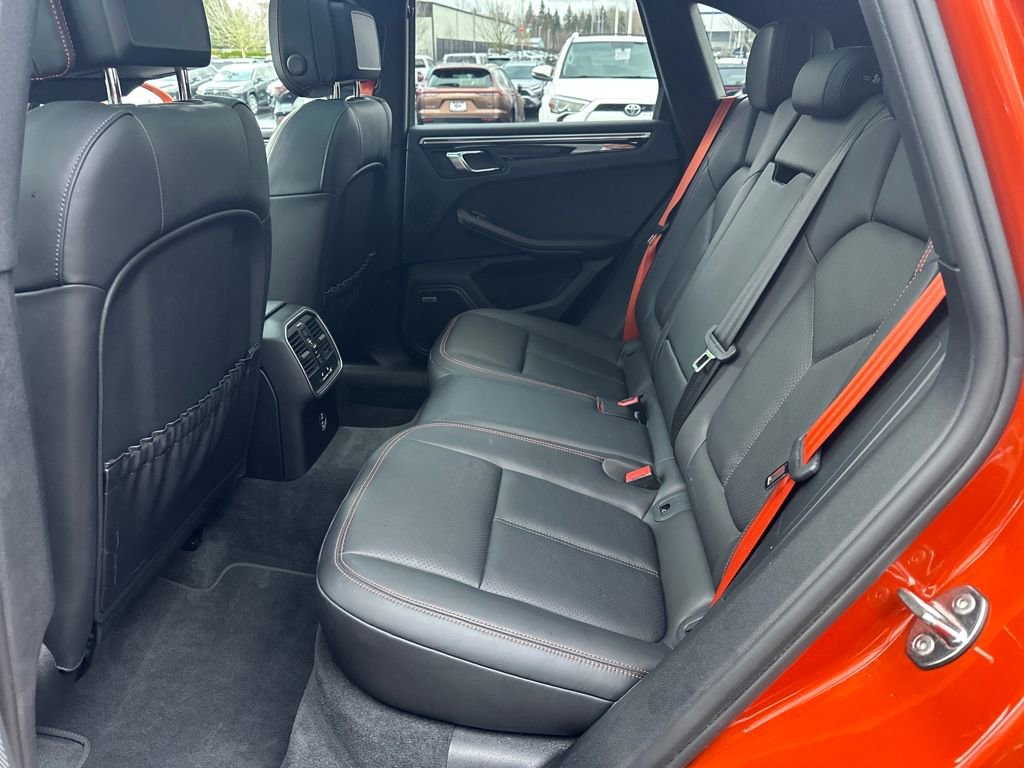 Used 2022 Porsche Macan S image 14