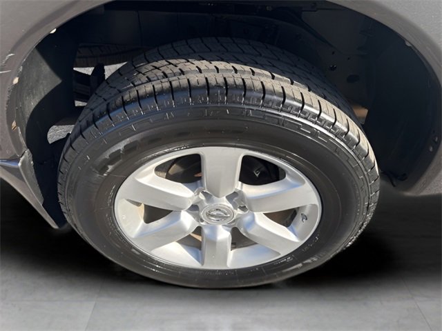 Used 2010 Nissan Titan LE w/ Technology Pkg image 23