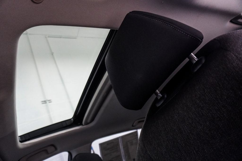 Used 2023 Honda Accord EX image 8