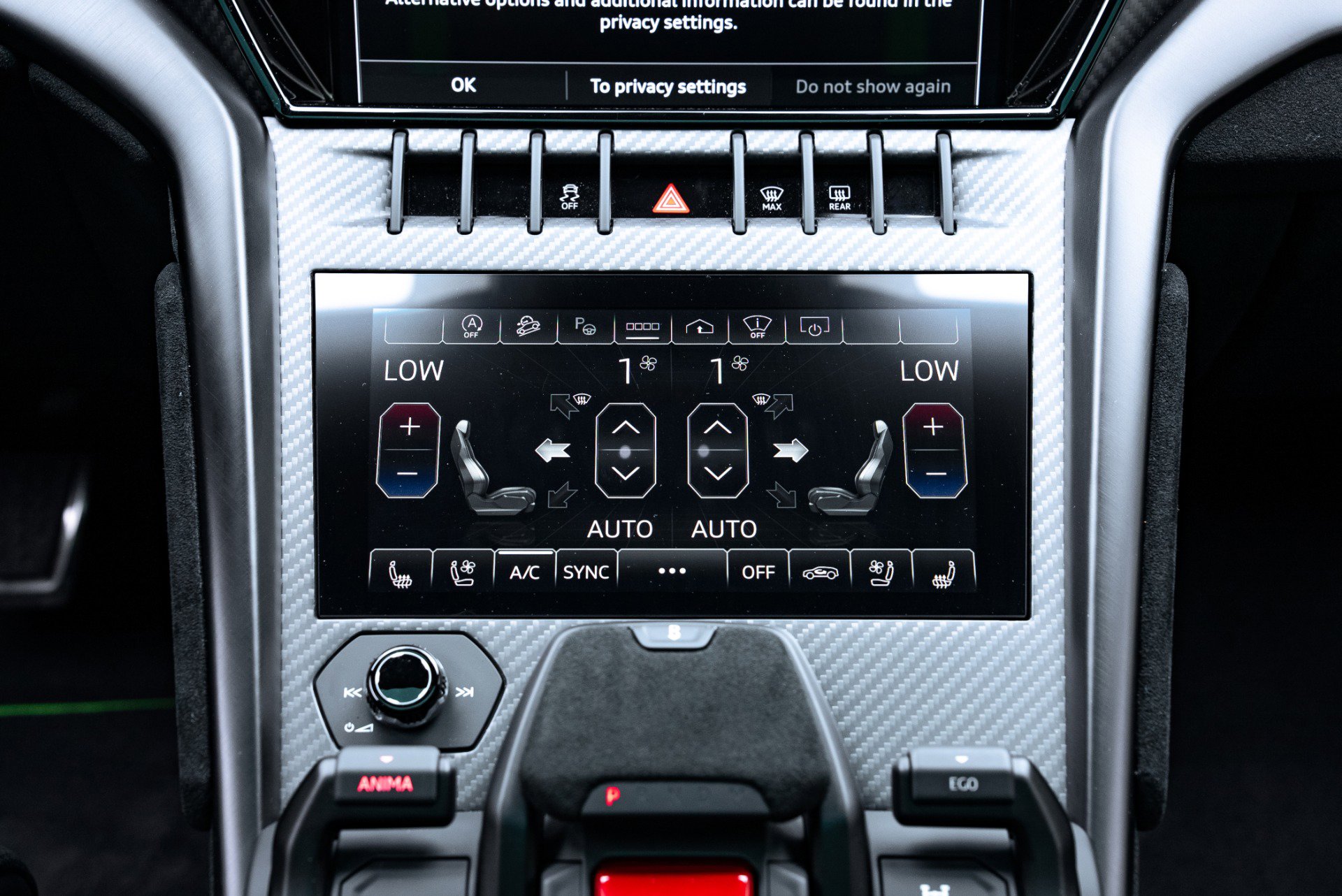 Used 2023 Lamborghini Urus Performante AWD/4WD image 39