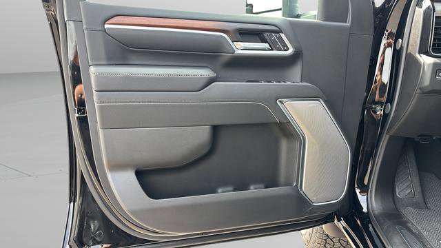 New 2026 GMC Sierra 2500 Denali w/ Denali Reserve Package image 10