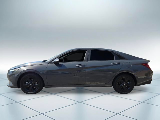 Used 2023 Hyundai Elantra Blue FWD image 8