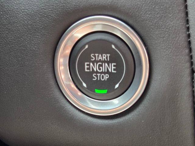 Certified 2024 GMC Yukon XL Denali Ultimate AWD/4WD image 31