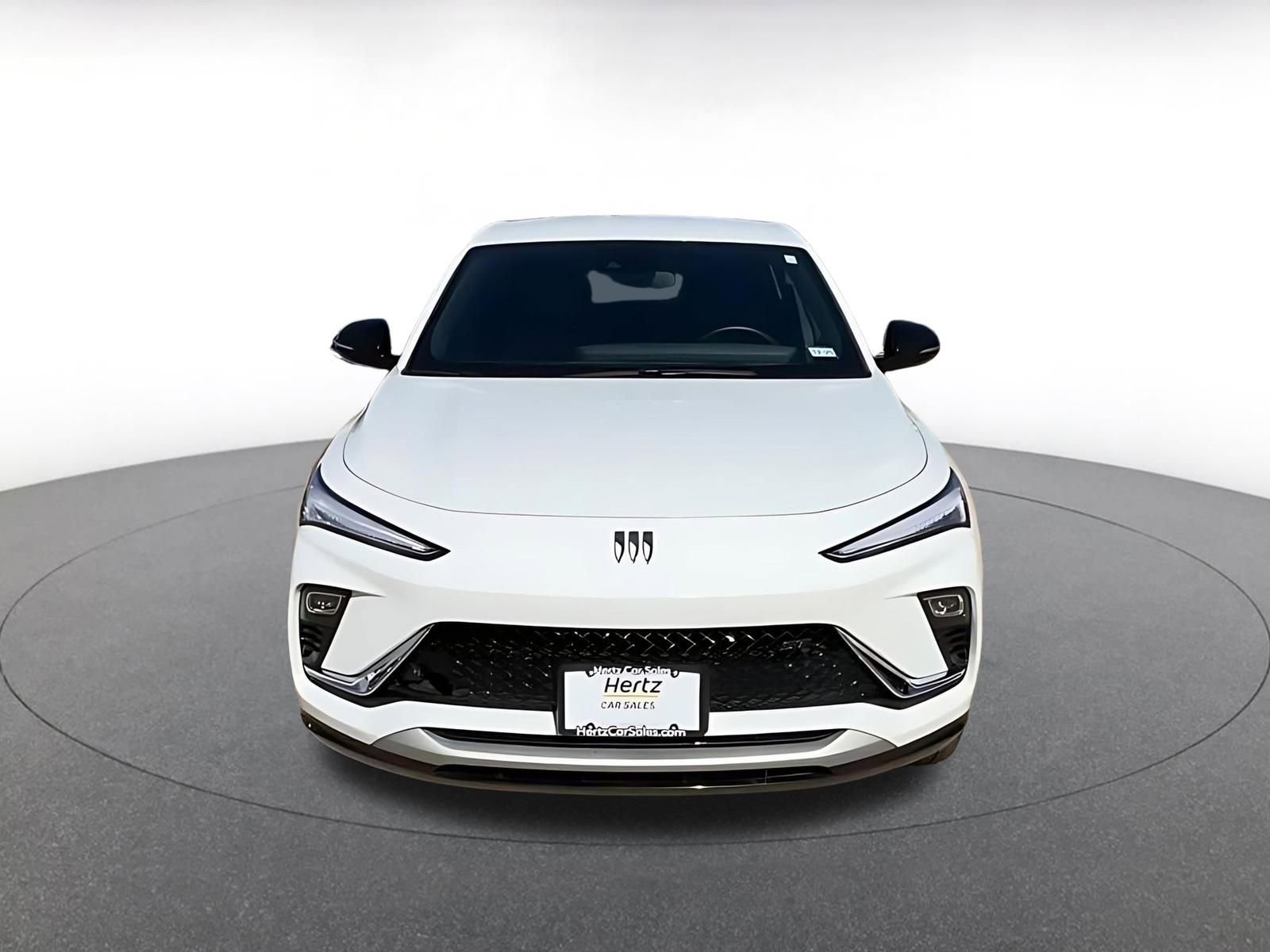 Used 2025 Buick Envista Sport Touring image 4