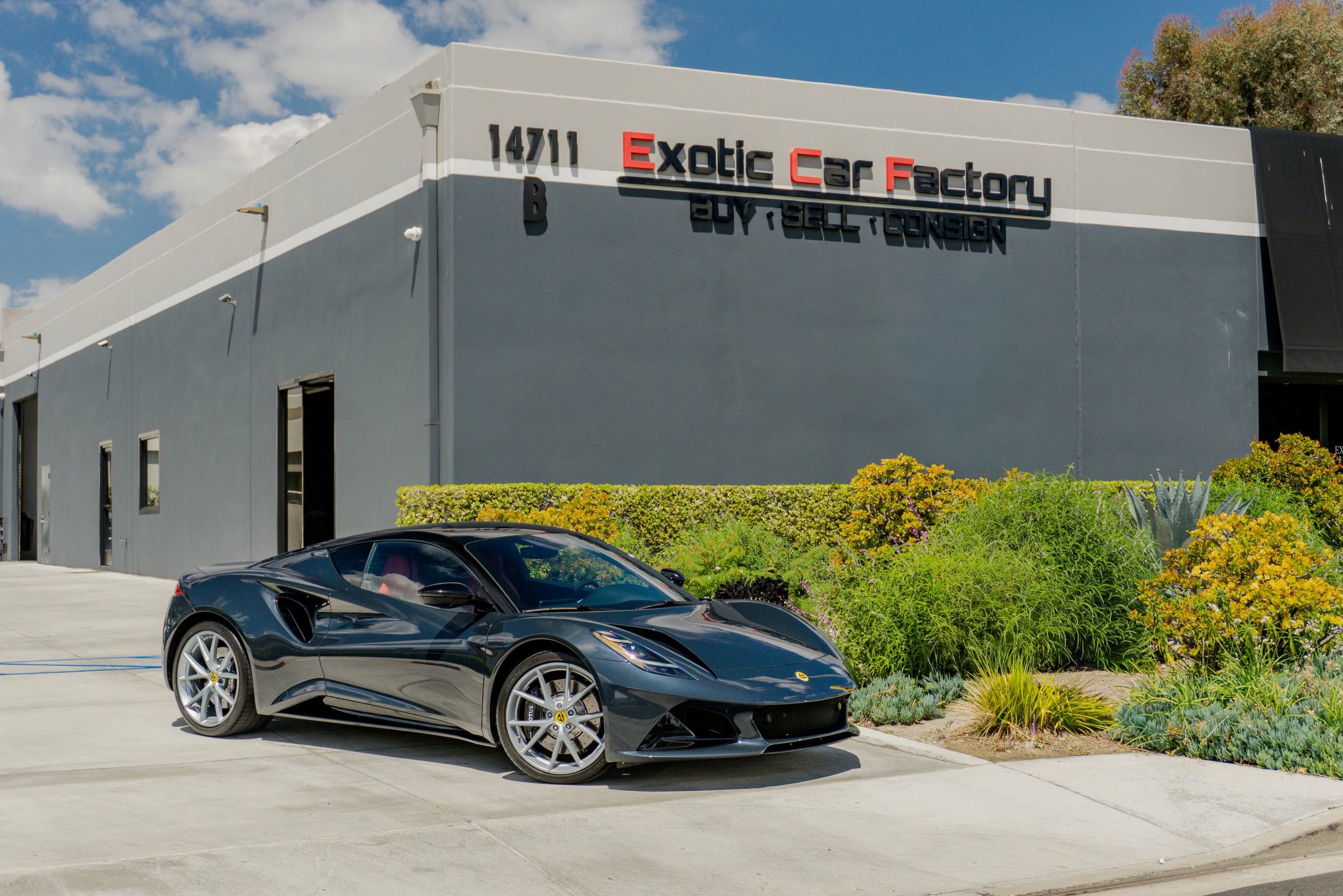 Used 2024 Lotus Emira First Edition image 1
