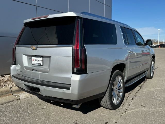 Used 2016 Cadillac Escalade ESV Luxury image 42