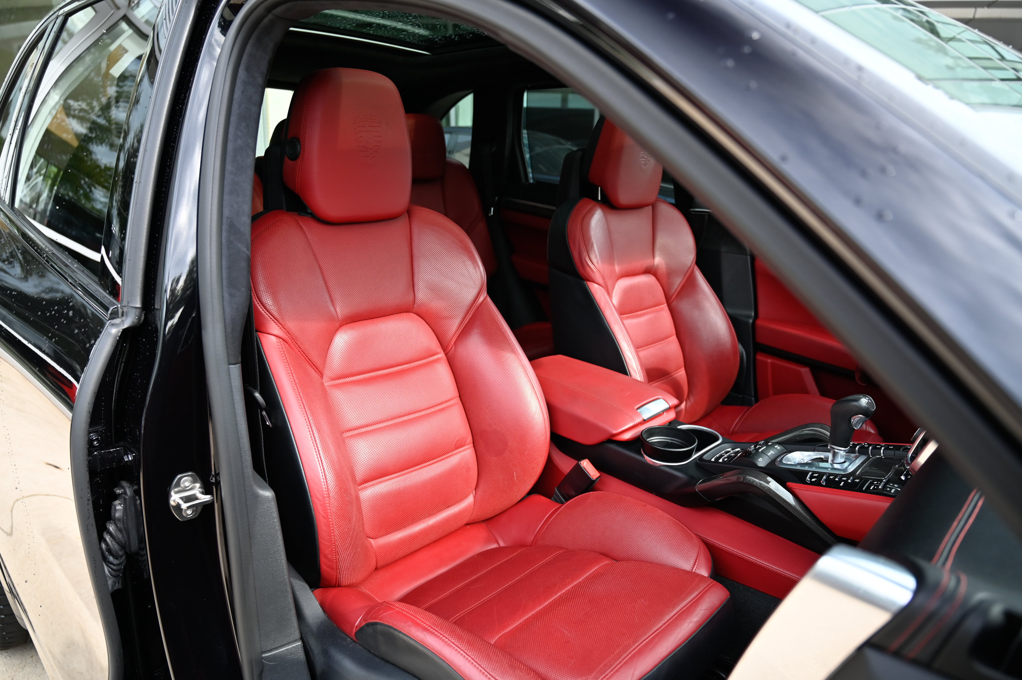 Used 2016 Porsche Cayenne Turbo S AWD/4WD image 57