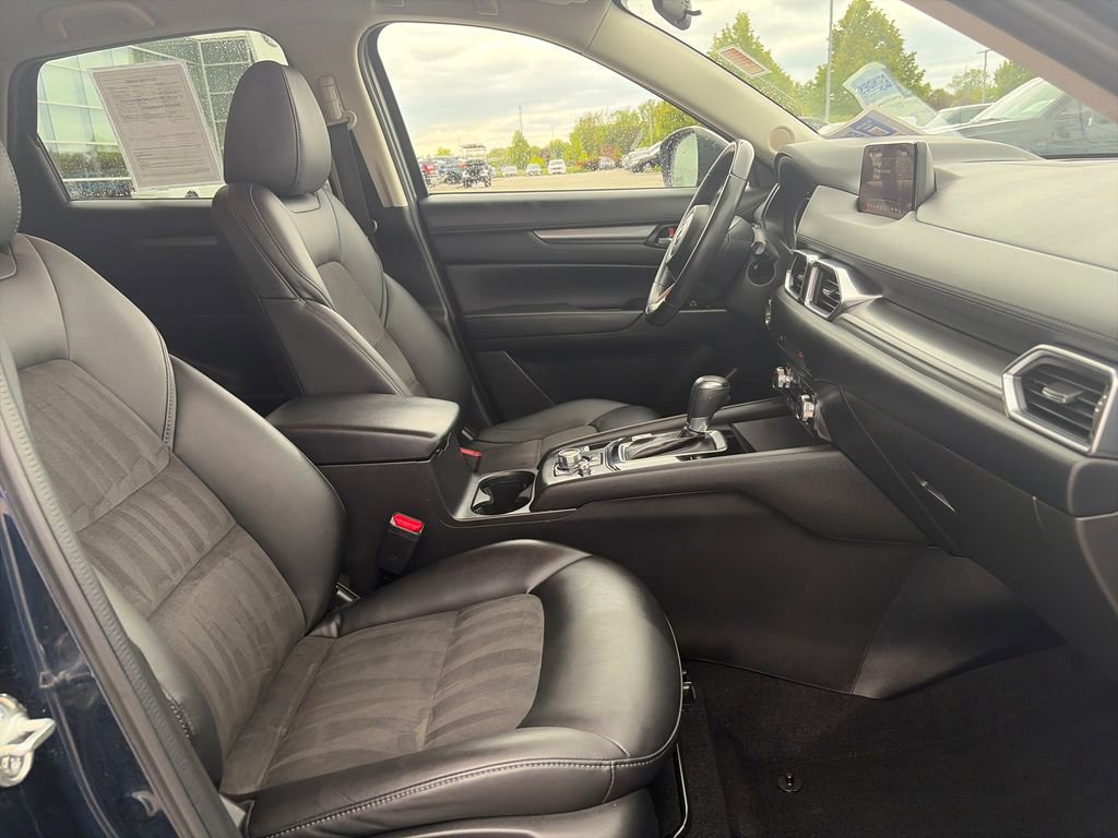 Used 2017 MAZDA CX-5 Touring AWD/4WD image 11