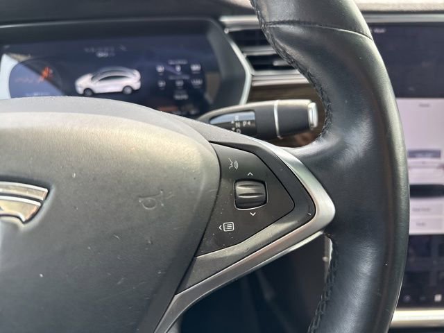 Used 2016 Tesla Model X 90D image 19