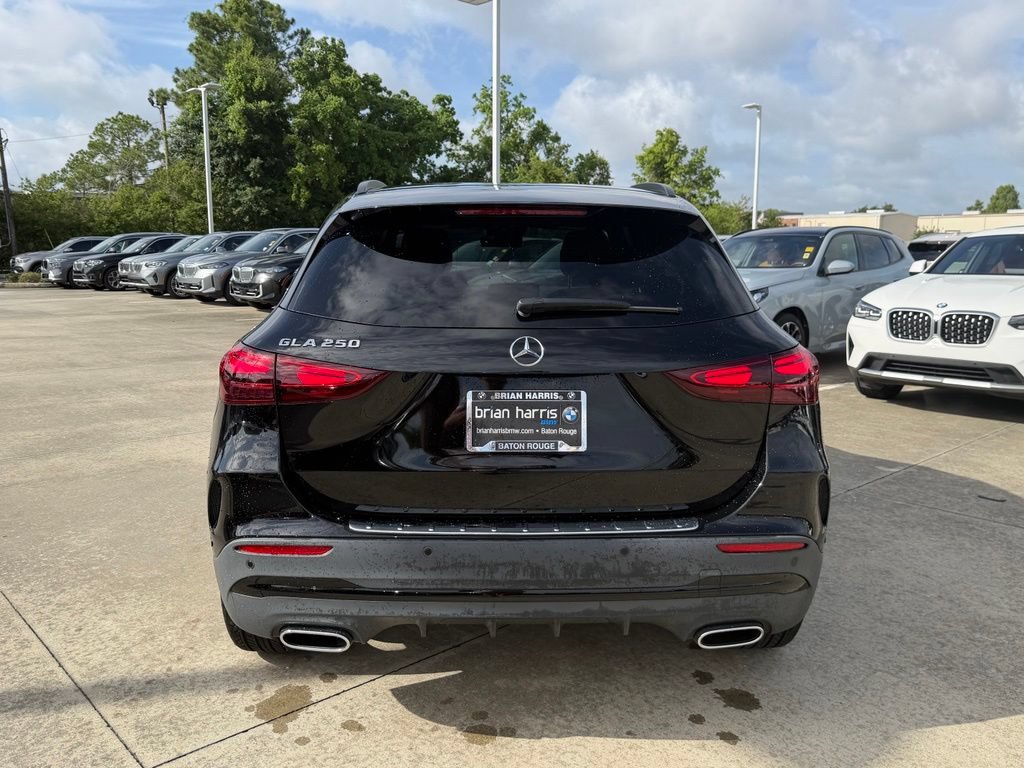 Used 2025 Mercedes-Benz GLA 250 image 8