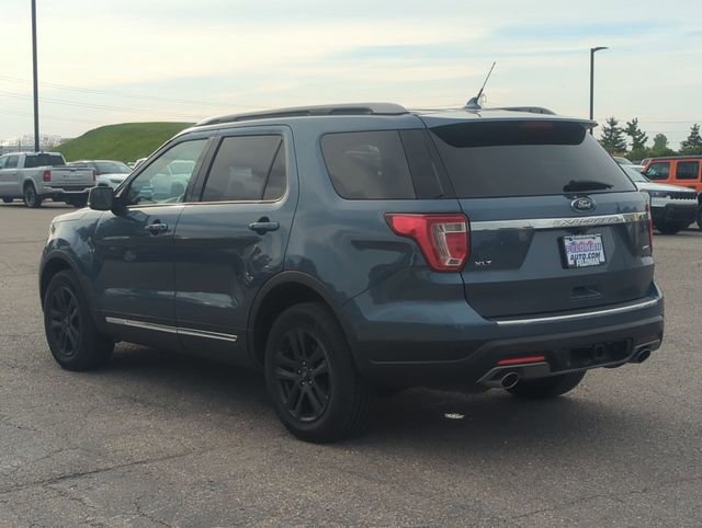 Used 2018 Ford Explorer XLT w/ Equipment Group 202A AWD/4WD image 5