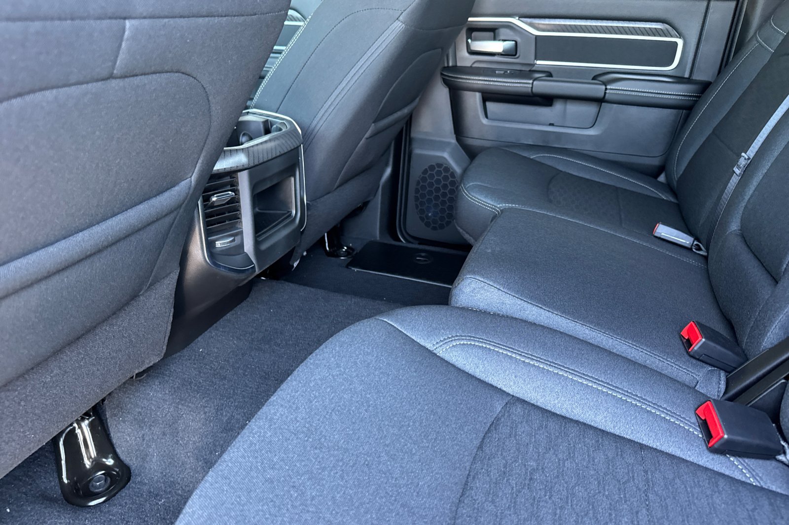 New 2026 RAM 3500 Big Horn AWD/4WD image 11