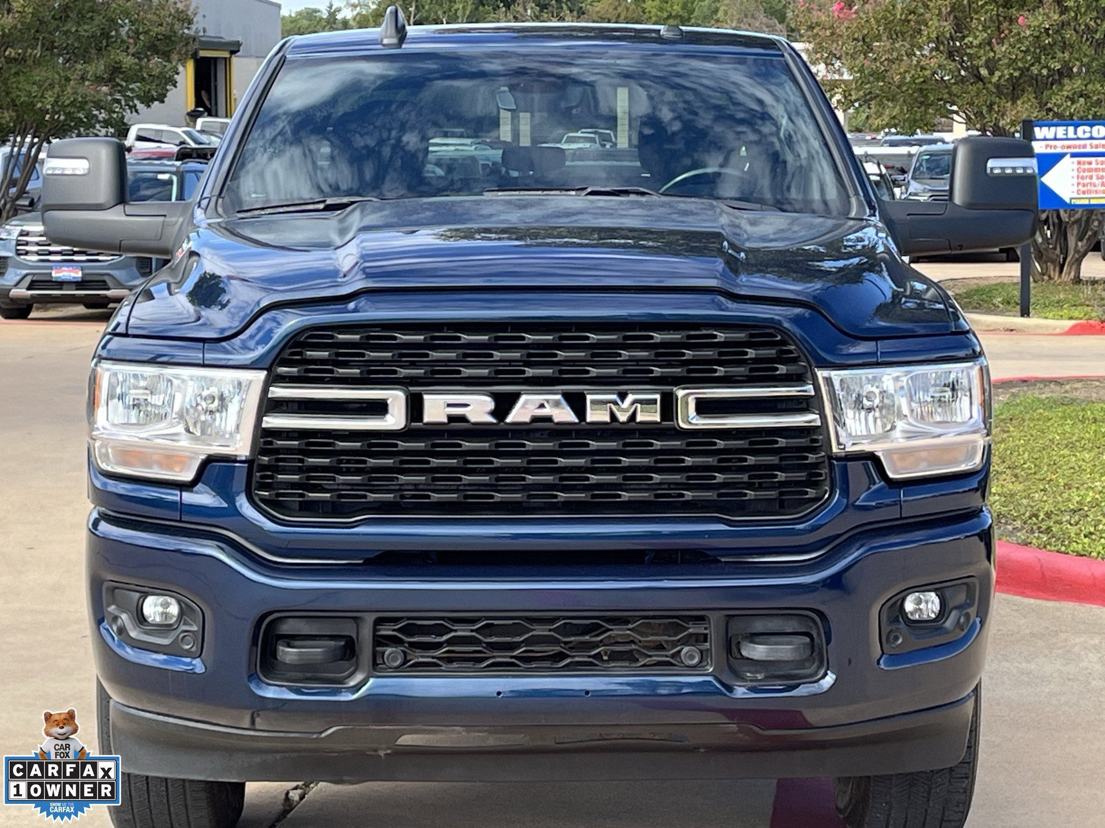 Used 2024 RAM 2500 Big Horn w/ Sport Appearance Package AWD/4WD image 9