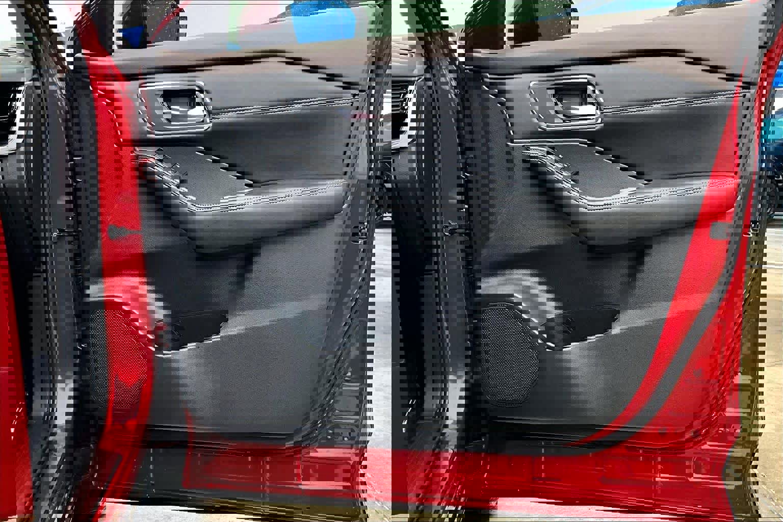 Used 2021 Nissan Rogue SV w/ Premium Package image 23