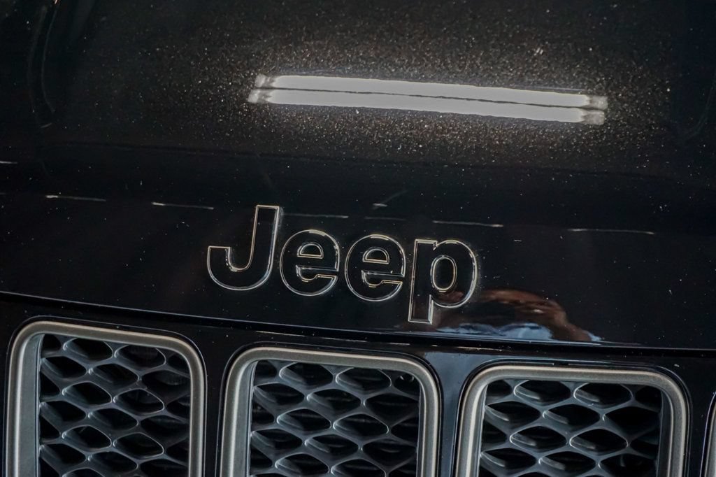 Used 2021 Jeep Grand Cherokee Trackhawk AWD/4WD image 42