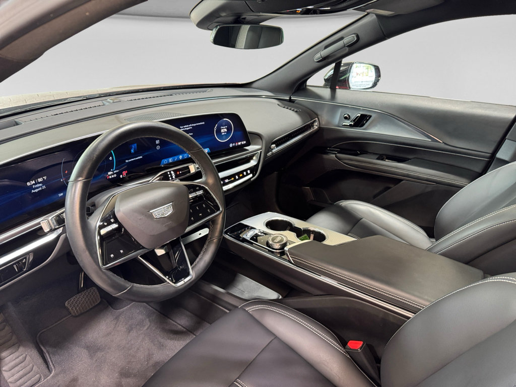 Used 2024 Cadillac Lyriq Tech RWD image 19