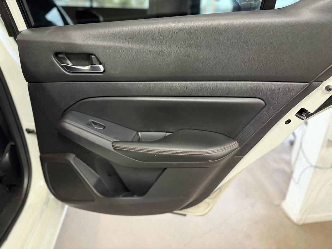 Used 2020 Nissan Altima 2.5 SR FWD image 24