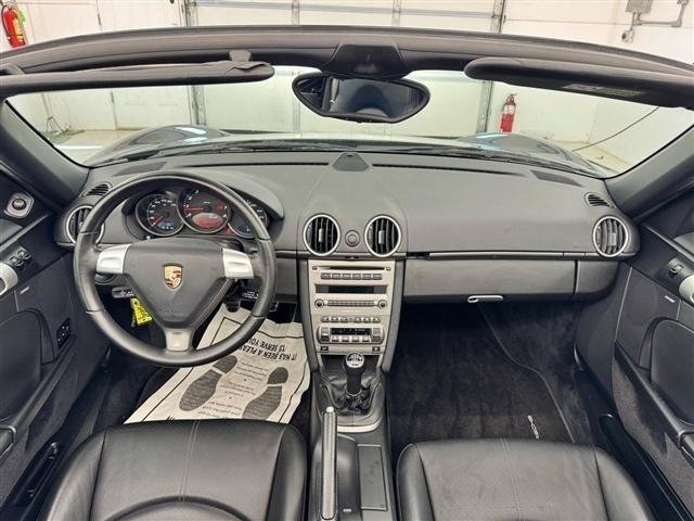 Used 2005 Porsche Boxster RWD image 33