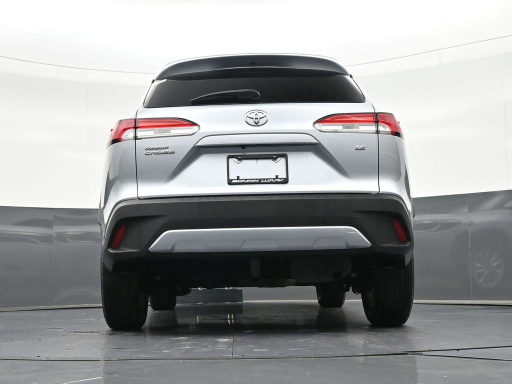 Used 2023 Toyota Corolla Cross LE FWD image 26