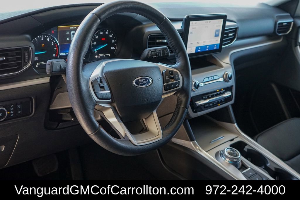 Used 2024 Ford Explorer XLT w/ Equipment Group 202A image 10