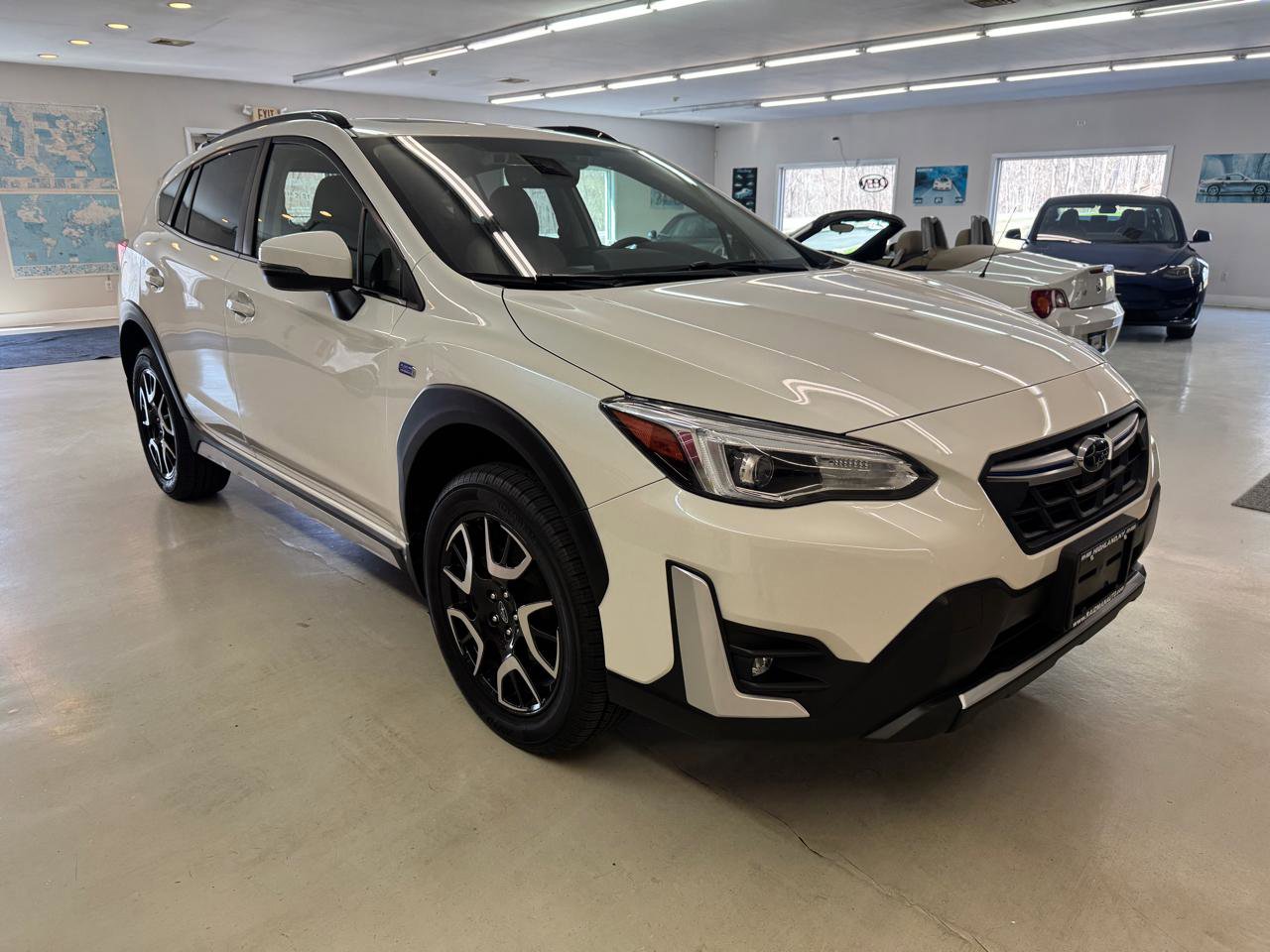 Used 2023 Subaru Crosstrek Hybrid w/ Moonroof Package w/Navigation AWD/4WD image 4