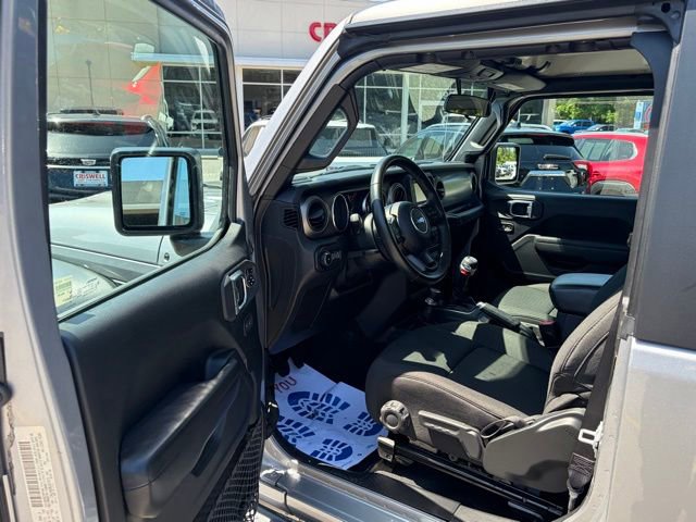 Used 2020 Jeep Wrangler Sport AWD/4WD image 14