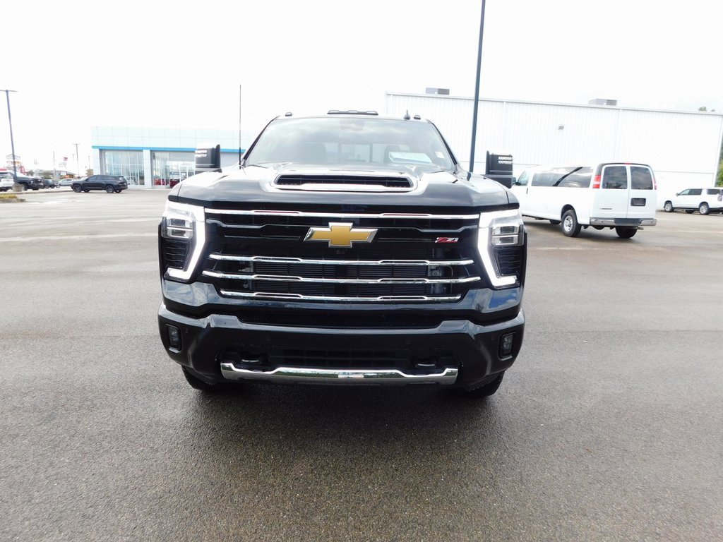 New 2026 Chevrolet Silverado 3500 LT w/ Z71 Chrome Sport Edition image 14