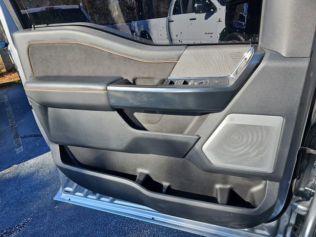 Used 2024 Ford F250 Platinum w/ Tremor Off-Road Package image 29