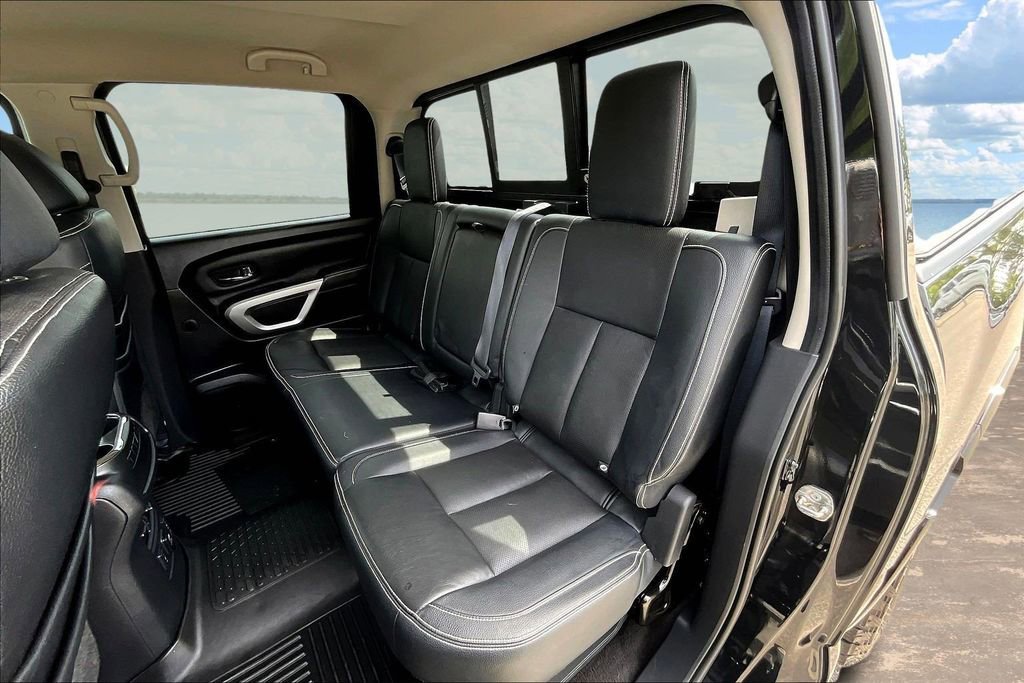 Used 2018 Nissan Titan PRO-4X w/ Pro-4x Convenience Package image 25