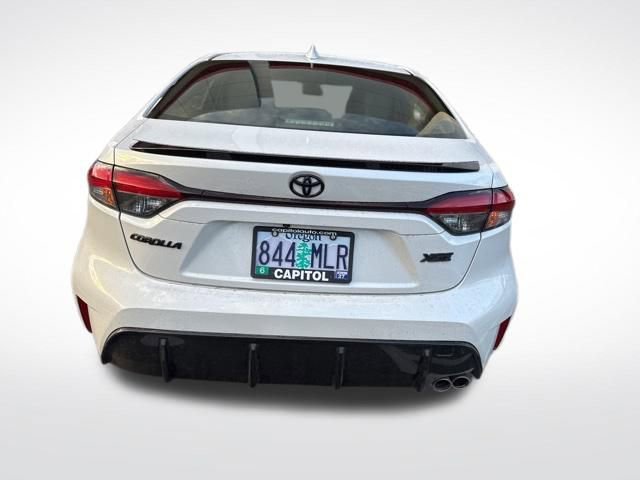Used 2025 Toyota Corolla XSE FWD image 4