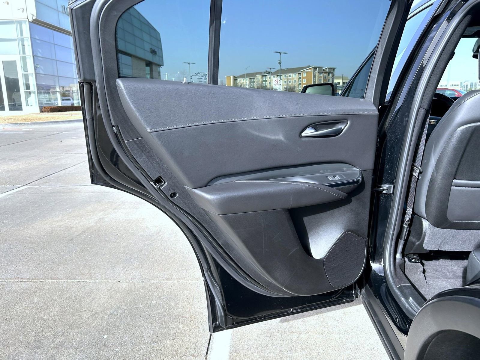 Used 2025 Cadillac XT4 Premium Luxury image 20