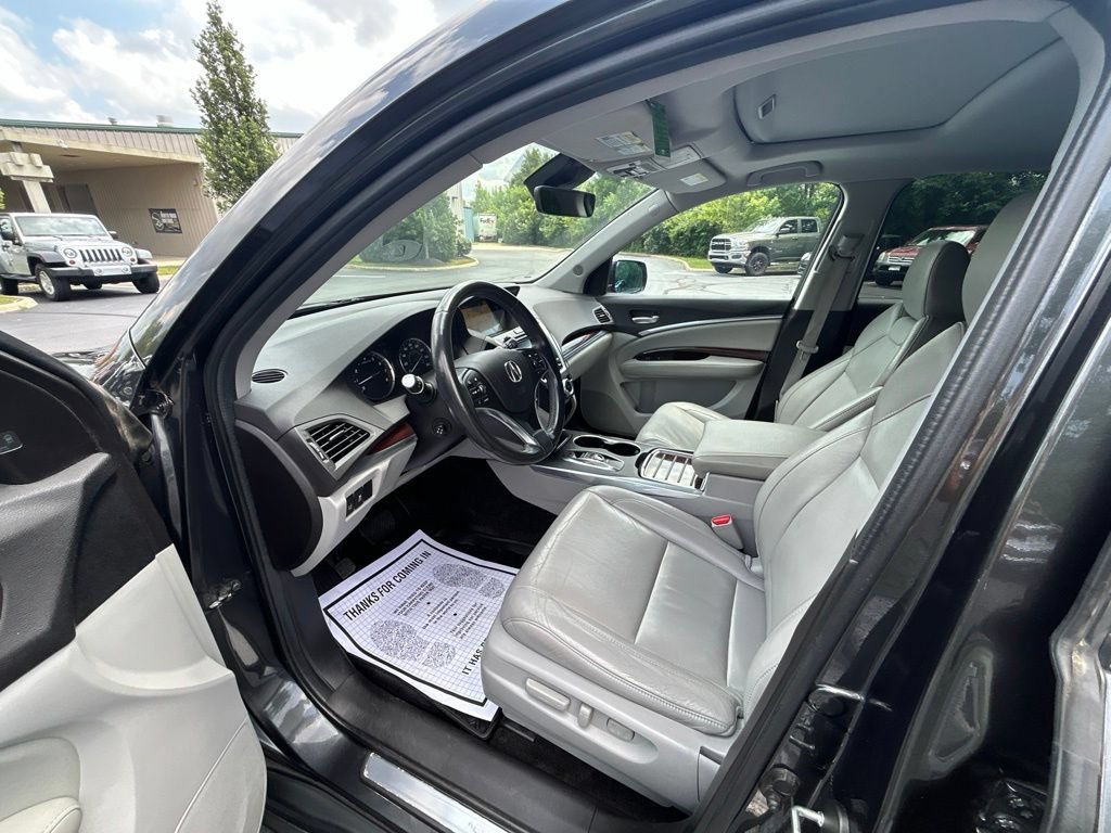Used 2016 Acura MDX w/ Technology Package AWD/4WD image 16
